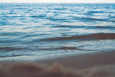 Mavi deniz. Okyanus. Dalgalar. Plaj. Yaz. Mavi su. Doğa. Manzara.