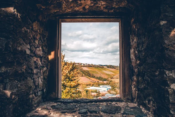 Blick Aus Dem Burgfenster Auf Das Feld — Stockfoto