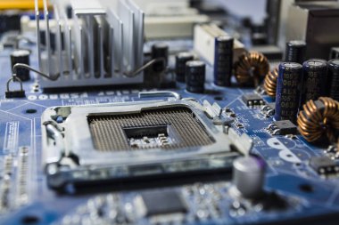 Doku. Arka plan. Modern bilgisayar teknolojileri. Eski çok renkli anakart ile toz. Her ülkede verilmektedir. Onarım.