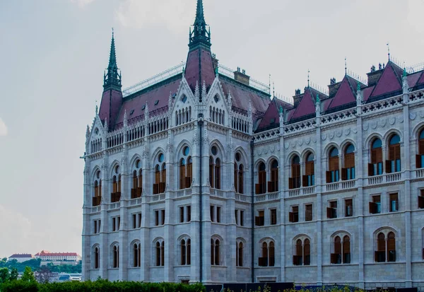 2019 ハンガリー ブダペスト 市議会の主な観光スポットの美しい景色 アーキテクチャ — ストック写真
