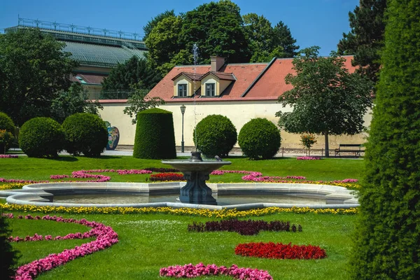 2019 Австрия Вена Достопримечательность Туристическое Место Парк Шене Территория Садами — стоковое фото