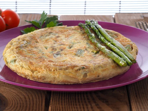 Asparagus Omelette Tortilla Esparragosespargos Vegetal Primavera Muito Apreciado Bom Para — Fotografia de Stock