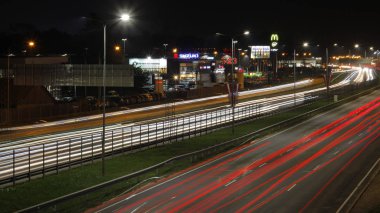 Gece karayolu ışığı