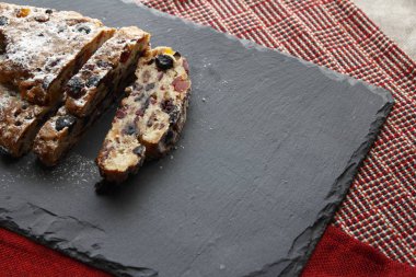 Stollen Alman tatlı ekmek