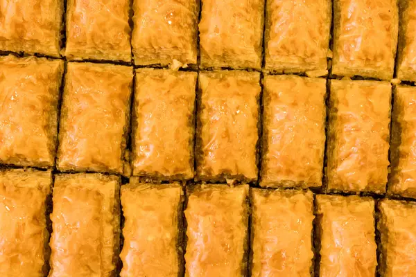 tatlı baklawas tepsi. Onun geleneksel Türk tatlı.