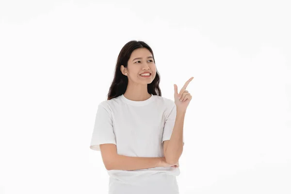 Retrato Jovem Mulher Asiática Apresentar Mãos Usa Shirt Branca Isolado — Fotografia de Stock