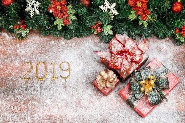 Año 2019 Color Dorado Sobre Tabla Madera Copo Nieve Concepto — Foto de Stock