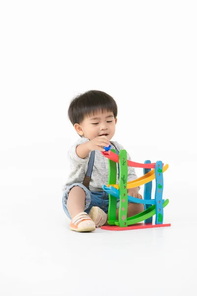 Retrato Estudio Adorable Niño Asiático Con Overoles Mezclilla Camiseta Manga —  Fotos de Stock