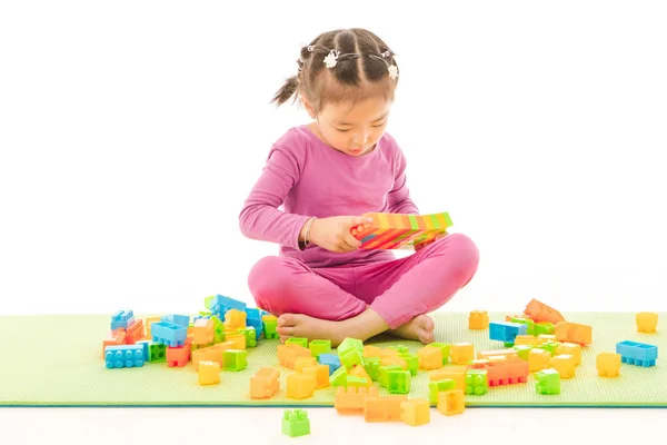 Niña jugando — Foto de Stock