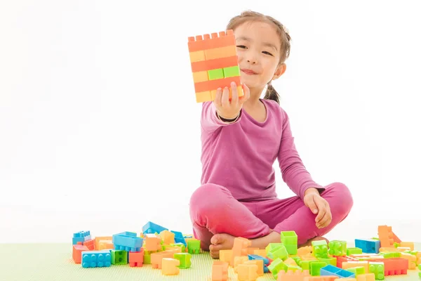 Niña jugando — Foto de Stock