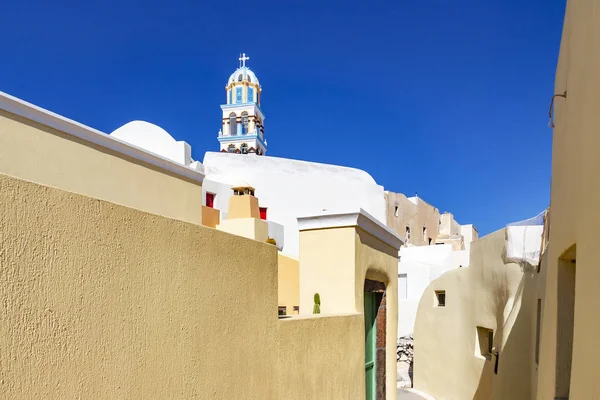 Prachtige Smalle Kleurrijke Straten Van Emporio Santorini Griekenland Met Kerktorens — Stockfoto