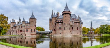 Utrecht Hollanda 11-26-2015; Panorama Fotoğraf kale De Haar Utrecht, Hollanda