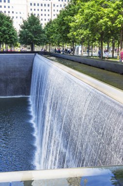 9-11 Memorial Park New York, ABD Kuzey havuzda ayrıntılarını