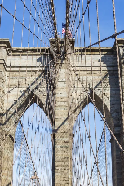 Détails Des Tours Avec Les Câbles Acier Pont Brooklyn New — Photo