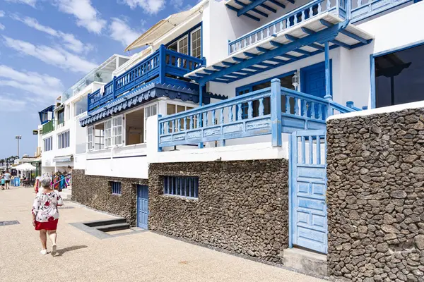 Urocze Miasteczko Playa Blanca Typowymi Bielone Domami Lanzarote Hiszpania — Zdjęcie stockowe