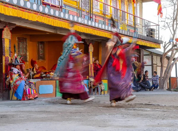 Gangtok India December 2011 Unidentified Monks Perform Religious Masked Costumed — Stock Photo, Image