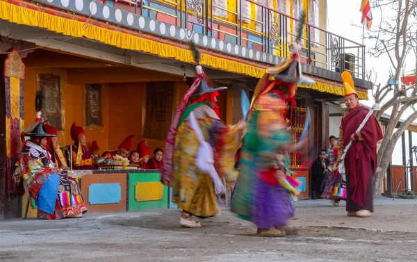 Gangtok India December 2011 Unidentified Monks Perform Religious Masked Costumed — Stock Photo, Image