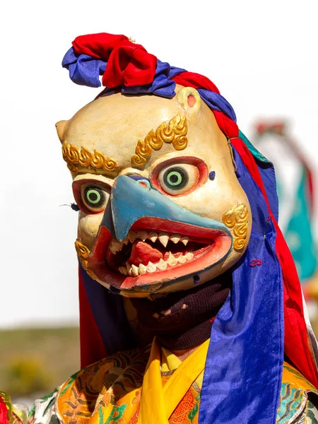 Lingdum Sikkim Hindistan Aralık 2011 Garuda Maskesi Kimliği Belirsiz Keşiş — Stok fotoğraf