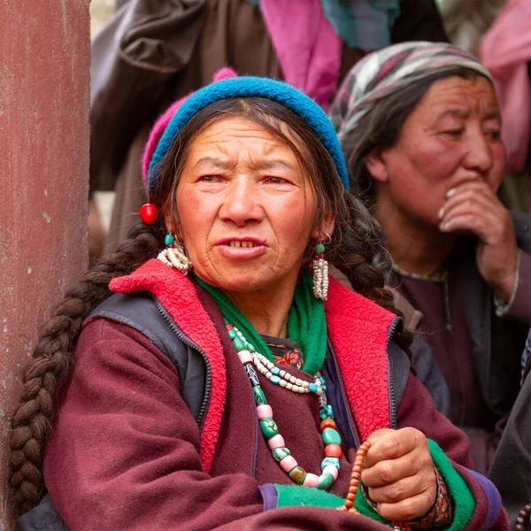 Lamayuru India June 2012 Older Ladakhi Women Prayer Beads Traditional — Stock Photo, Image