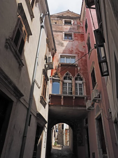 Calles Estrechas Centro Histórico Ciudad Piran Istria Eslovena Costa Adriática —  Fotos de Stock