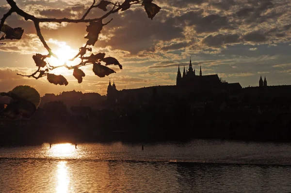 Vista Del Castillo Praga Río Moldava Desde Paseo Marítimo Smetana — Foto de Stock