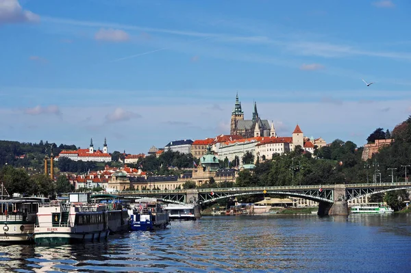 Blick Auf Die Prager Burg Und Den Fluss Moldau Prag — Stockfoto