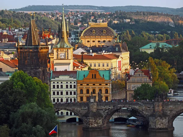 Kilátás Prága Moldva Folyó Hanavsky Pavilon Prága Csehország Jogdíjmentes Stock Fotók