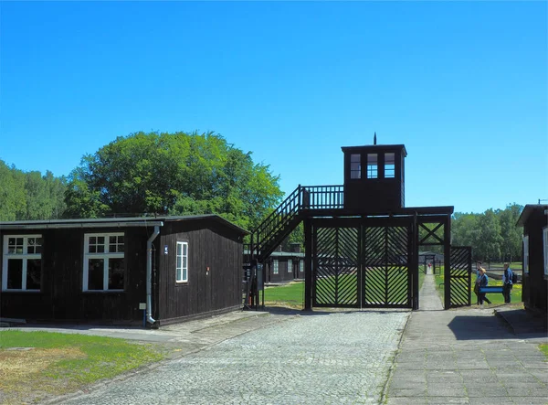 营门波兰Sztutowo 2020年5月31日波兰北部Sztutuwo村的Stutthof纳粹灭绝营大门 — 图库照片