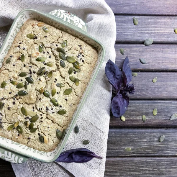 Yeşil buğday glutensiz vejetaryen ekmek