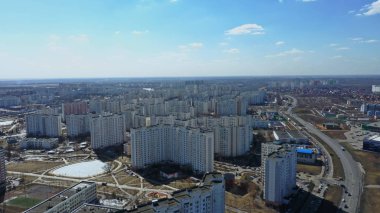Moskova üzerinde uçuş, hava ile çekim, drone görünümü, Moskova 'nın Güney Bölgesi 