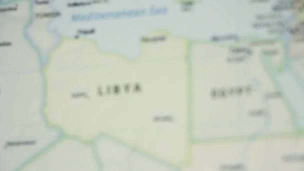 Ливия Политической Карте Мира Видеодефокусировка Показывающая Скрывающая Карту — стоковое видео