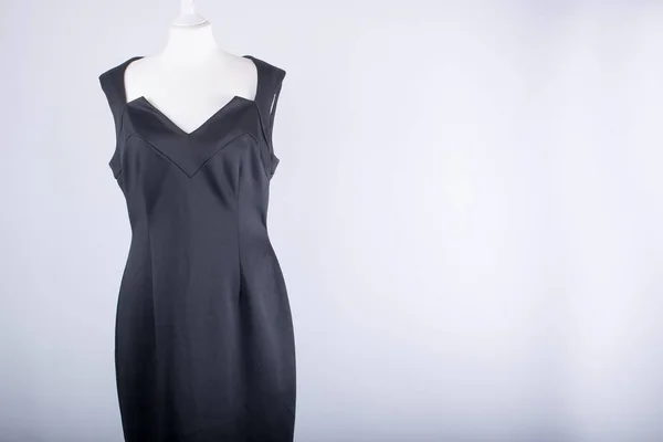 Mannequin Tailleur Vêtu Une Robe Noire — Photo