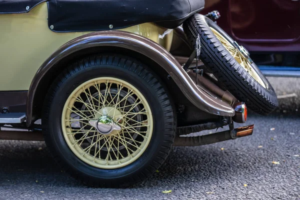 Bedford, Bedfordshire, Reino Unido. Junio 2 2019. Festival de automovilismo, fragmento de un coche deportivo Vintage MG — Foto de Stock