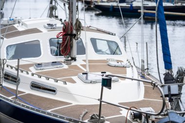 Douglas, Man Isle, Haziran 16, 2019.Douglas Limanı Dış Liman ve İç Liman Bascule Köprüsü ve Flapgate tarafından ayrılmış oluşur