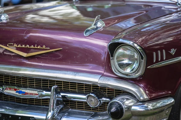 Bedford, Bedfordshire, İngiltere 2 Haziran 2019. 1957 Cheverolet parçası . Chevy Eski vintage araba motor festivalinde