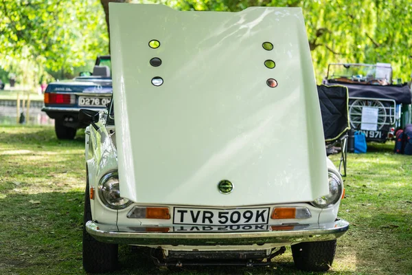 Bedford, Bedfordshire, UK. June 2 2019. Festival of Motoring, fragment of a Triumph Motor Company car. — Stock Photo, Image