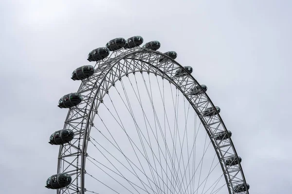 London, UK, July 28, 2019. The London Eye is a cantilevered observation wheel on the South Bank of the River Thames in London — Stock Photo, Image