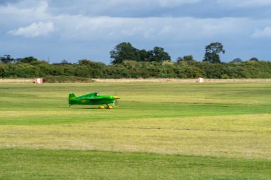 Old WARDEN, Bedfordshir, İngiltere, 6 Ekim 2019. Cassutt Yarışçısı III. Yumuşak odaklanma. Shuttleworth 'da Yarış Günü.
