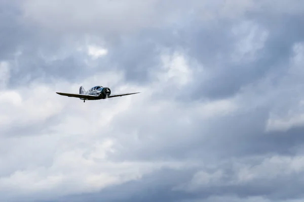 ^ OLD WARDEN, BEDFORDSHIRE, UK, 10月6日閲覧。スパルタ7WエグゼクティブNC17633 。シャトルワースでのレース日. — ストック写真