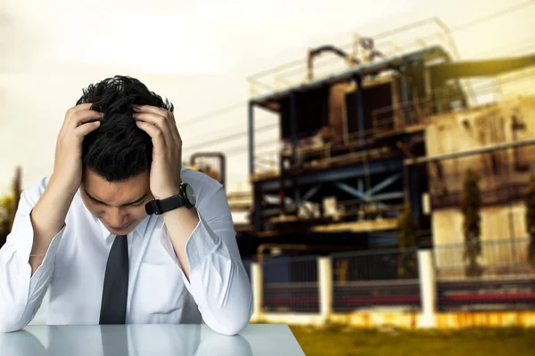 Asiático Empresario Triste Sentado Estrecho Hombre Negocios Sentado Silla — Foto de Stock