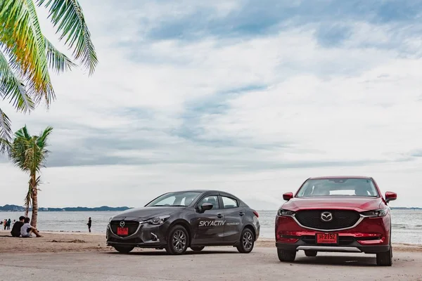 BANGSAEN, THAILAND 2019, auto tutte nuove MAZDA2 CX5 marca japan rosso c — Foto Stock