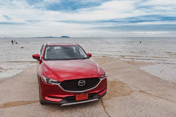 バンコク、タイ2019 、車すべての新しいCX5ブランド日本の赤の色 — ストック写真