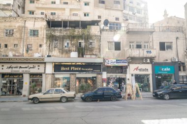 AMMAN, JORDAN - 15 Şubat 2019 'da Ürdün' ün başkenti Ürdün 'de Amman sokakları.