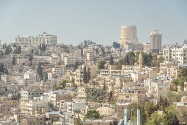 AMMAN, JORDAN - 15 Şubat 2019 'da Ürdün' ün başkenti Ürdün 'de Amman sokakları.