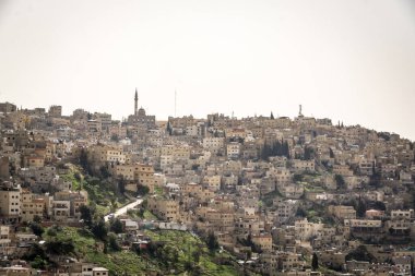 AMMAN, JORDAN - 15 Şubat 2019 'da Ürdün' ün başkenti Ürdün 'de Amman sokakları.