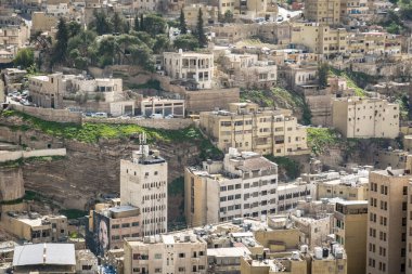 AMMAN, JORDAN - 15 Şubat 2019 'da Ürdün' ün başkenti Ürdün 'de Amman sokakları.