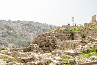 AMMAN, JORDAN - 15 Şubat 2019 'da Ürdün' ün başkenti Ürdün 'de Amman sokakları.