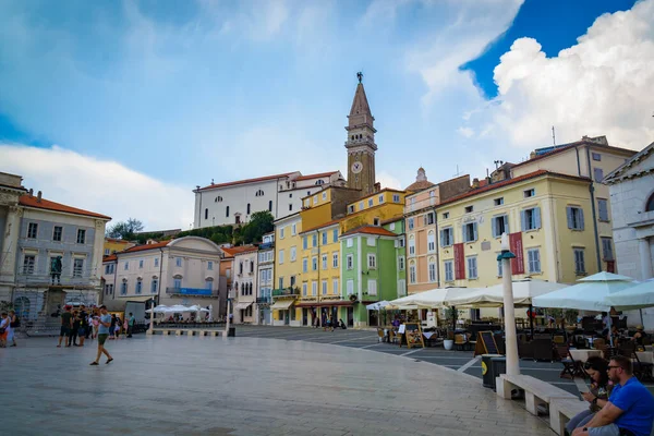 Pirán Eslovenia Septiembre Edificios Plaza Tartini Septiembre 2016 Piran Eslovenia —  Fotos de Stock