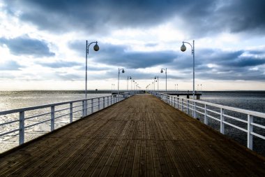 Kışın iskele - Jurata, Polonya