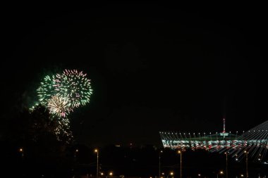 Polonya Ulusal Stadyumu 'nda havai fişekler - Varşova, Polonya